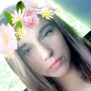 Meet your Posher, Marissa