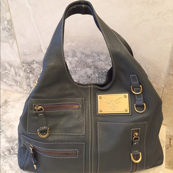 ❌❌ DONATED ❌❌ Guia Pebbled Leather Hobo Bag