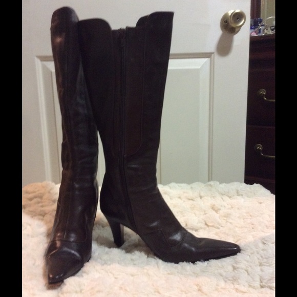 Dark brown leather boots - Picture 1 of 2