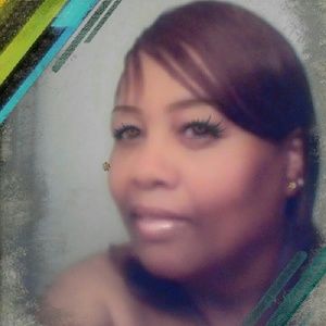 Meet your Posher, Phyllis