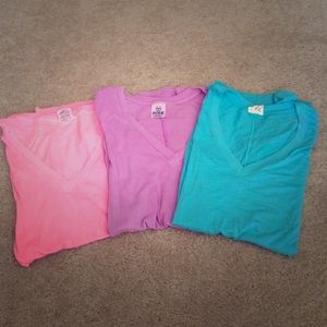 Bundle of 3 VS PINK v-neck t-shirts
