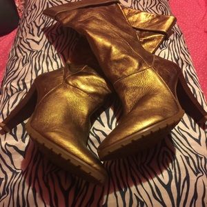 Authentic Steve Madden Gold Leather Boots