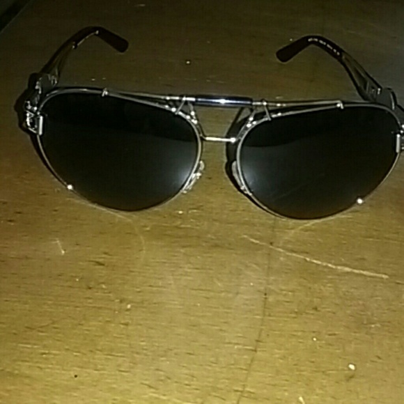 VERSACE SUNGLASSES!!! - Picture 2 of 4
