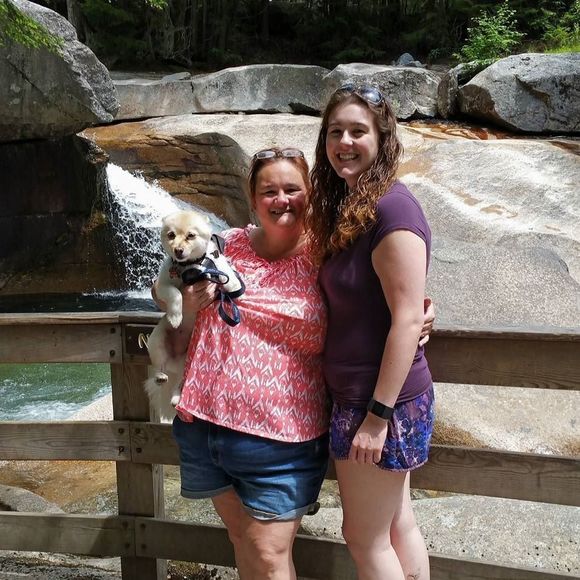 Meet your Posher, Angie