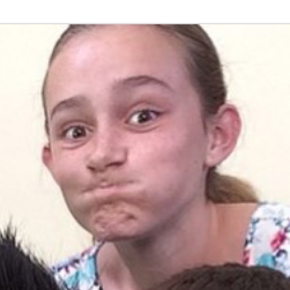 Meet your Posher, Abby - Picture 1 of 1