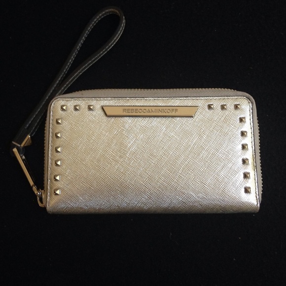 ❌Clearance Sale❌
Rebecca Minkoff wristlet/wallet