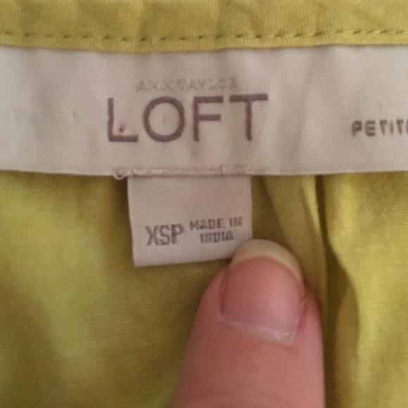 LOFT blouse - Picture 2 of 2