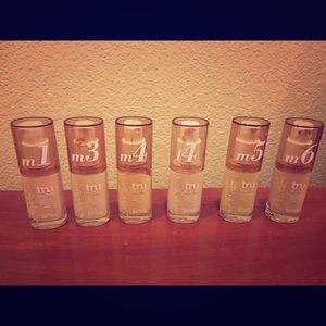 Covergirl foundation - Shade i4