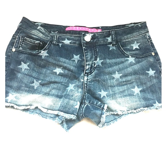 Faded denim shorts - Picture 1 of 2