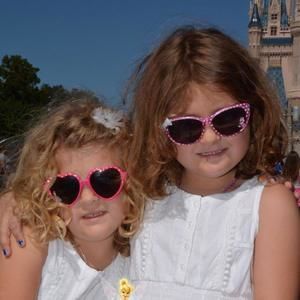 Meet your Posher, Carrie