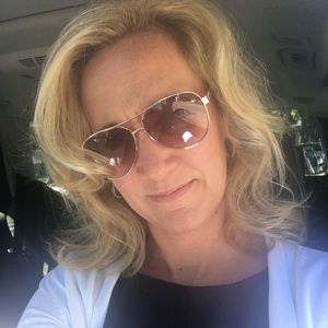 Meet your Posher, Wendy