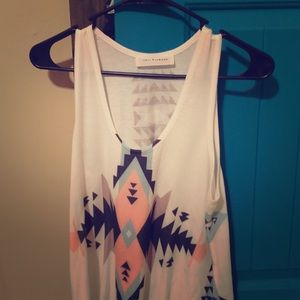 Cute Aztec print top. NWT. Size Medium
