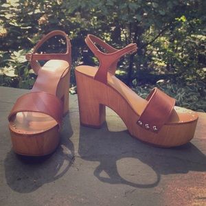 Steve Madden platform clogs.