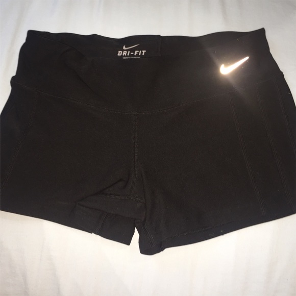 Nike dri fit short spandex
