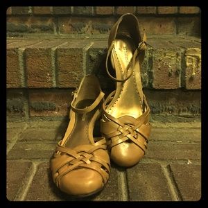 Adorable Leather Wedges