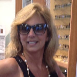 Meet your Posher, Lori