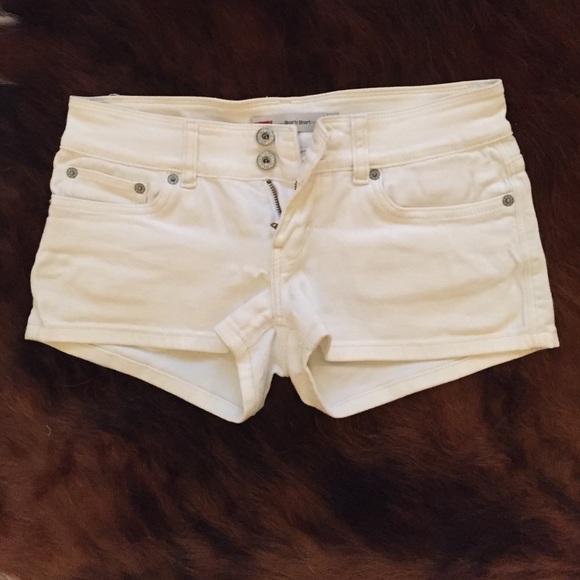 Levi's White Shorts