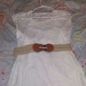 Lace maxi dress w/belt