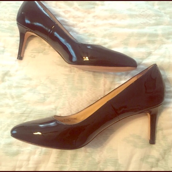 Cole Haan Bethany black patent pump 8.5 C wide NEW