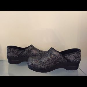 Sanita Fun Silver Clog