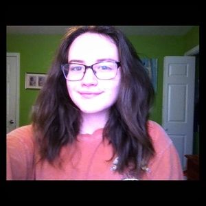 Meet your Posher, Emma