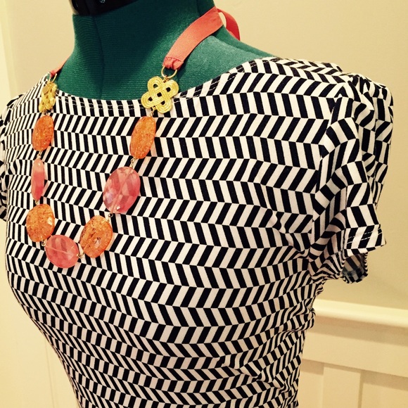 Pink/Orange Grosgrain Ribbon Tie Necklace - Picture 3 of 4