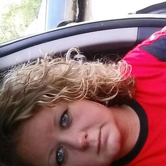 Meet your Posher, Gloria