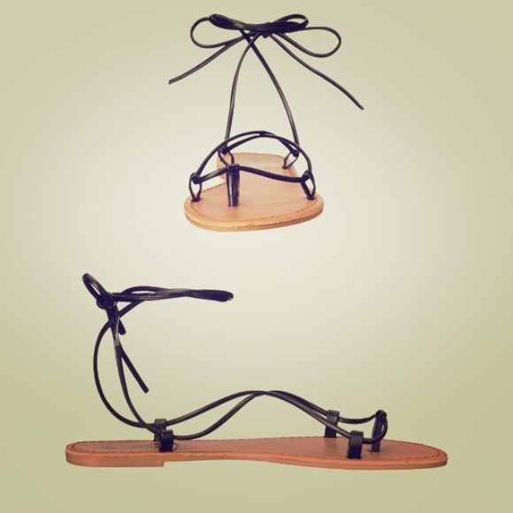 NIB Charles Albert lace-up strap sandals
