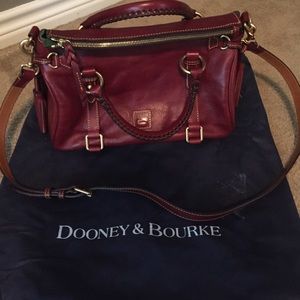 Dooney & Bourke Leather purse