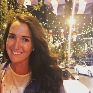 Meet your Posher, Emily