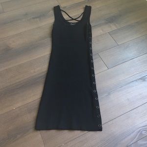 Small snap buttons dress