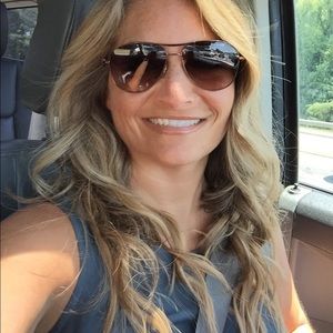 Meet your Posher, Lori