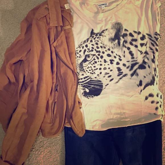 Express Flowy Tiger Tee- Size Small