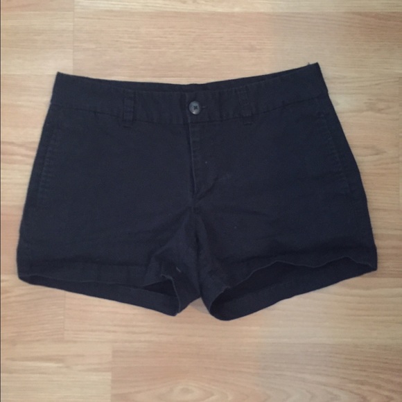 GAP black khaki shorts