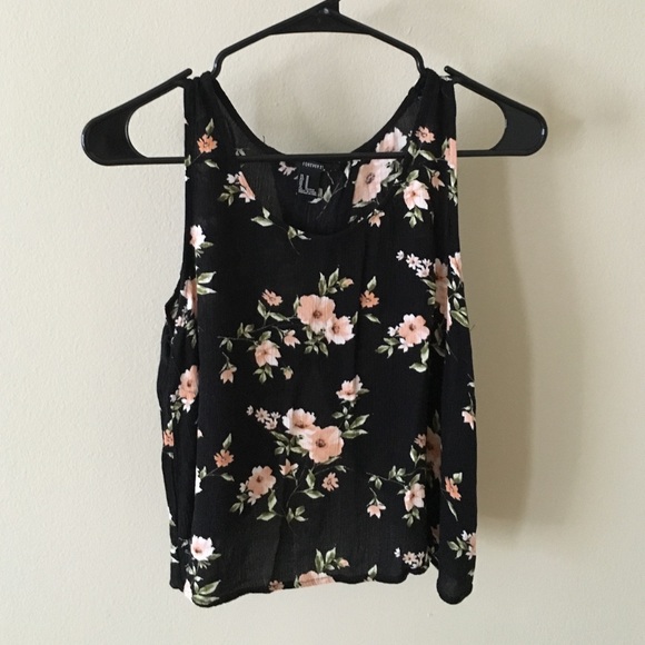 Floral tank - Picture 1 of 2
