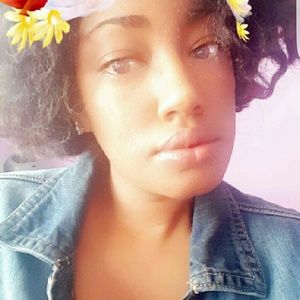 Meet your Posher, Regina
