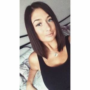 Meet your Posher, Liz