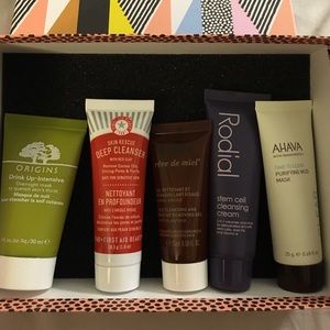 Brand new facial mask deluxe mini sampler