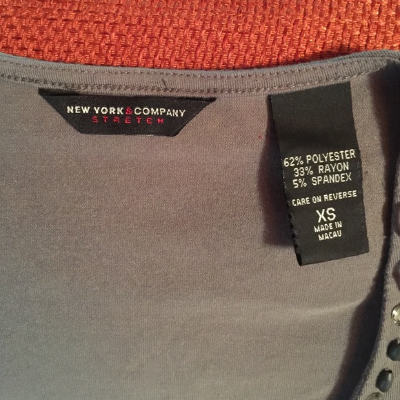 Long sleeve top - Picture 2 of 4