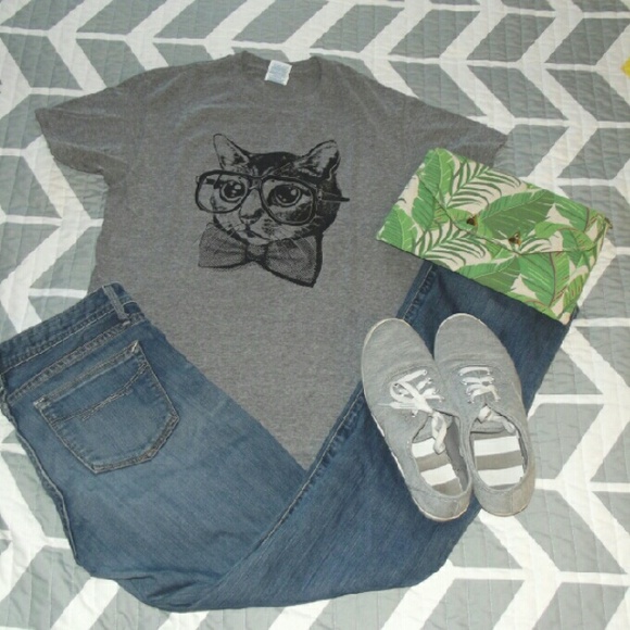 Hipster cat shirt
