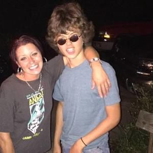 Meet your Posher, Devin