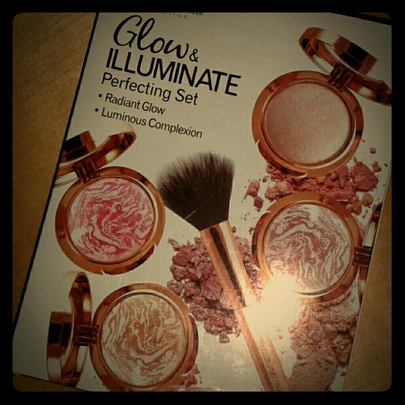 Glow & Illuminating Make up set