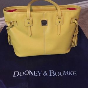 Dooney & Bourke Purse