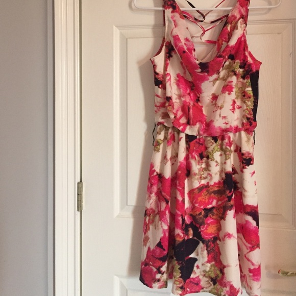 City studio dress