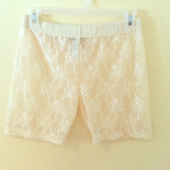 Sheer lace cream shorts