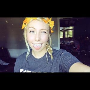 Meet your Posher, Savanna