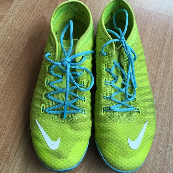 Nike Crosstrainers - Picture 1 of 3