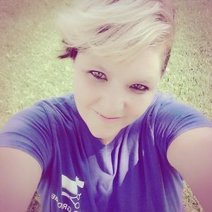 Meet your Posher, Becca