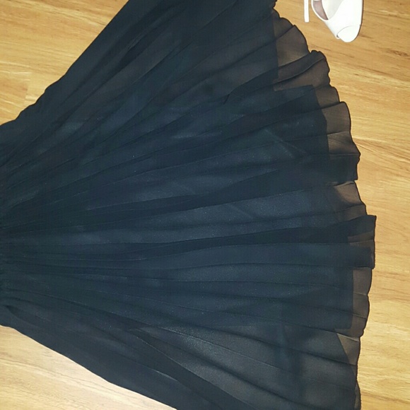 👗👠💄Stunning dress👗👠💄 - Picture 3 of 3