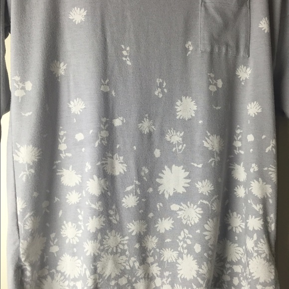 Old Navy Shirt with floral print:) - Picture 2 of 3